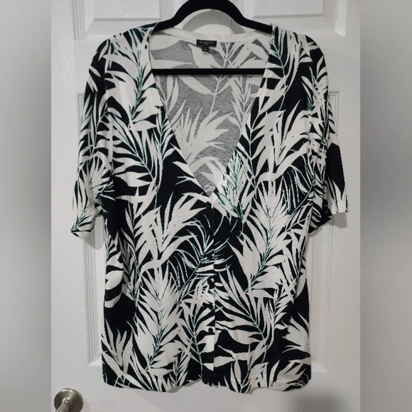 Talbots Woman White, Black & Green Bamboo Leaf Print Short Sleeve Cardigan 2X - Picture 1 of 10